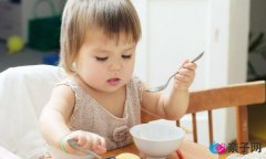 宝宝多大添加辅食比较合适  宝宝辅食的添加原则分享