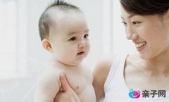 宝宝几个月会爬才算正常