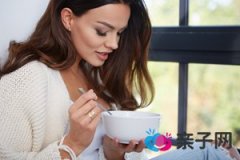 尿不湿后背漏尿怎么办