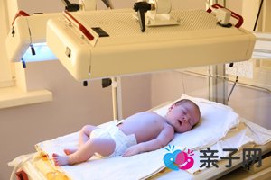 剖腹产小肚子要多久消下去