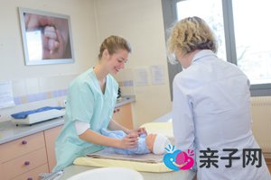 剖腹产绑腹带怎么绑