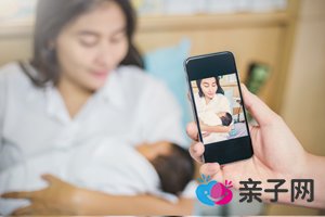 生完孩子羊水怎么出来