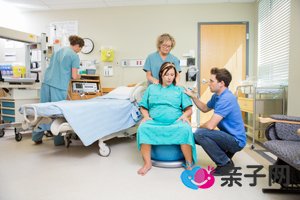 剖腹产伤多久可以沾水